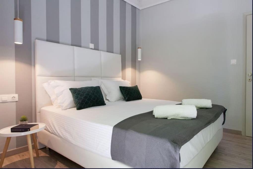 אתונה Koukaki Urban And Cozy Apartment מראה חיצוני תמונה